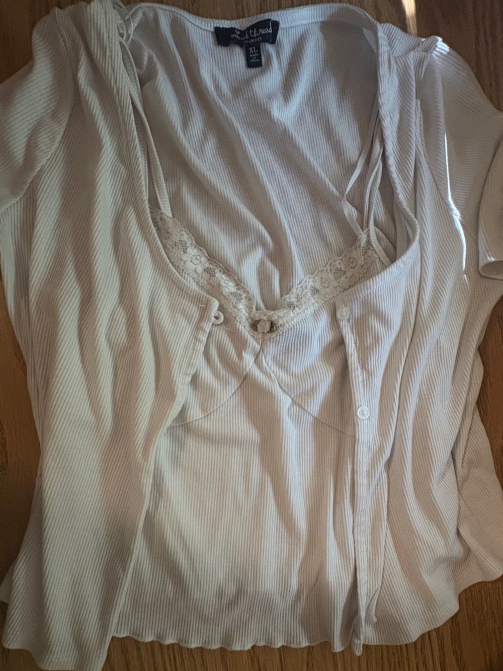 Mixed Threads XL Top